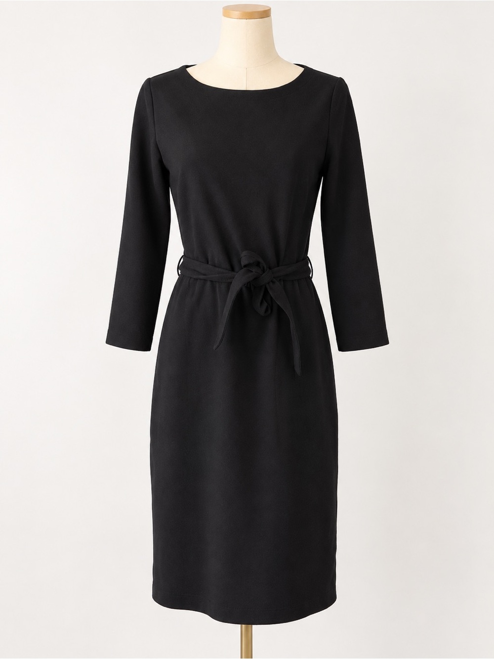 Duluth Trading Co Black Long-Sleeve Tie-Waist Sheath Dress